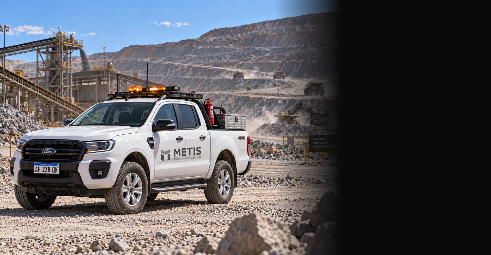 Camioneta 4x4 de METIS con equipamiento de seguridad en una operación minera