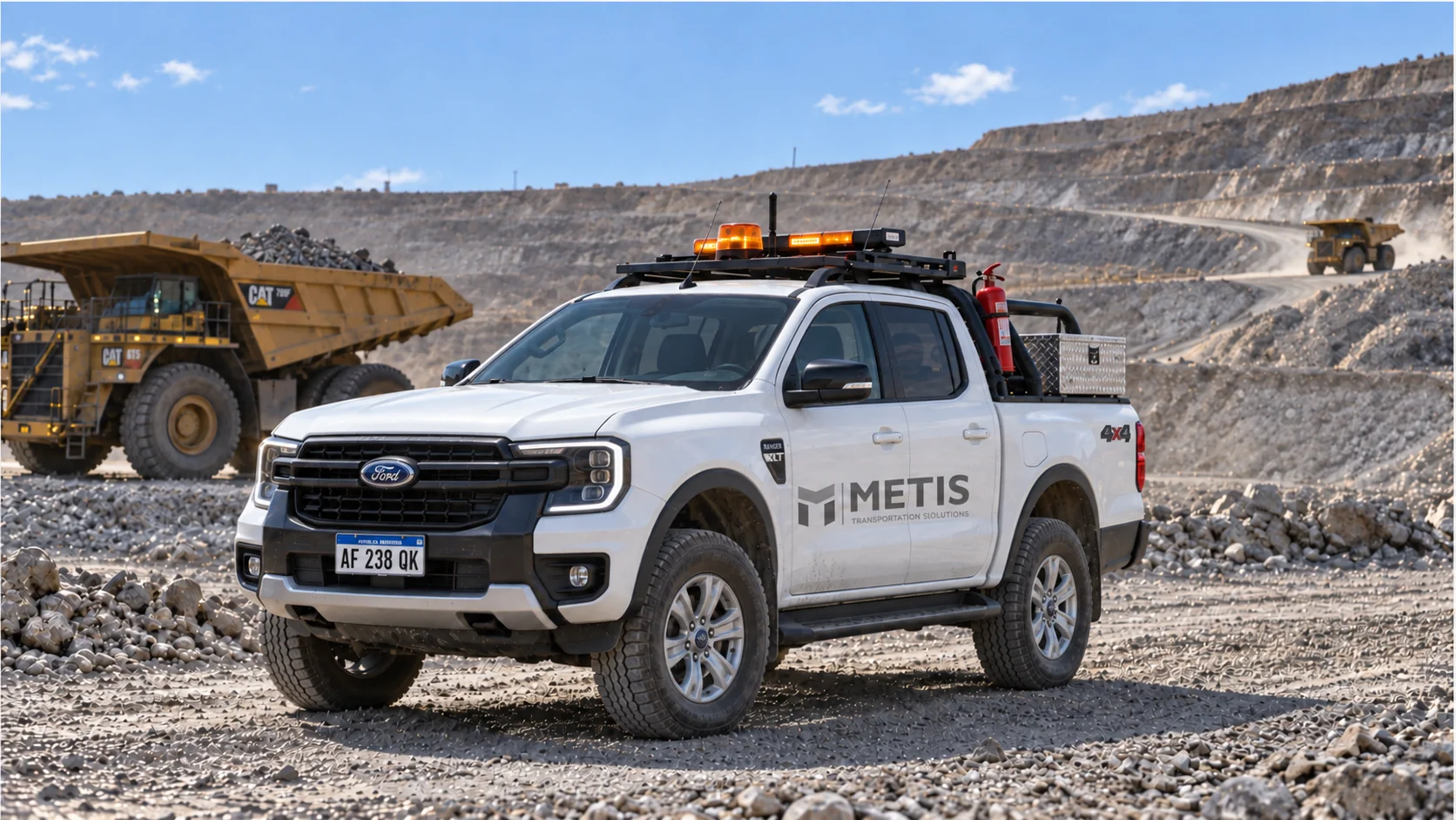 Camioneta 4x4 de METIS en un yacimiento minero a cielo abierto